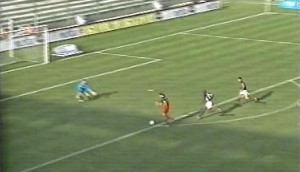 Il gol partita di Godeas nel 2001-02