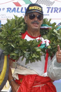 Franco Chambeyront mentre celebrava sul podio il suo ultimo successo, nel 10^ Rally del Tirreno, lo scorso 11 agosto