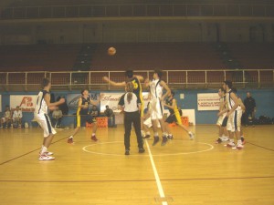 La palla a due di Mia Basket-Virtus Trapani