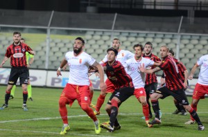 Enrico Pepe nel corso del match di Foggia (foto Cuteri)