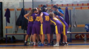 Le ragazze della capolista Castanea Basket 2010