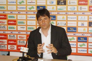 Nello Di Costanzo, allenatore del Messina nel 2008