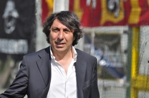Grassani ha già assistito il Messina di Lello Manfredi: in quell'occasione ottenne uno "sconto" di 4 punti della penalizzazione inflitta in precedenza
