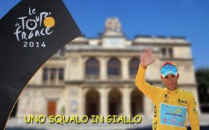 Vincenzo Nibali in maglia gialla