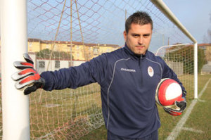 Il portiere Vincenzo Marruocco è uno dei cinque ex della sfida, insieme a Cuoghi, Grassadonia, Enrico Pepe ed Orlando