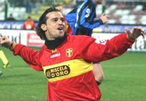 Per ''Re Artù'' 24 gol in A e 19 in B con la maglia del Messina tra il 2003 ed il 2007