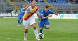 Ivan Rajcic in azione con la maglia del Benevento