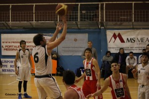 Basket School - Virtus Canicattì, Ioppolo al tiro