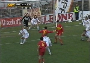 Di Napoli in gol in Messina-Catania del 2004