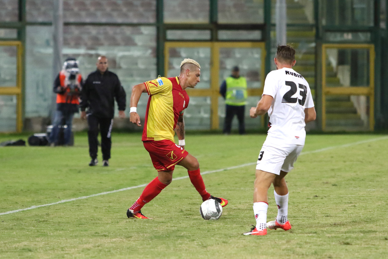 http://www.messinasportiva.it/wp-content/uploads/2016/09/7D2_0063.jpg