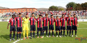 La formazione della Casertana, che si conferma in grande ascesa (foto Giuseppe Scialla)