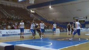 Cordaro (Mia) attacca la difesa dell'Agatirno