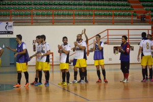 Giocatori Futsal Peloro applausi