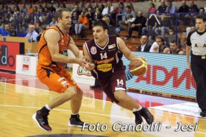 Richard Mason Rocca (Jesi) in azione difensiva