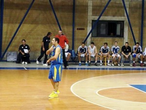 L'argentino Beto Manzo (Studentesca Licata), autore di 15 punti