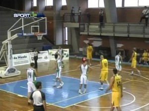 il Basket School in difesa
