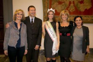 Giulia Arena al Campidoglio, accanto al Sindaco di Roma Ignazio Marino