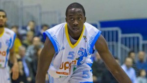 Alex Young con la maglia dell'Orlandina