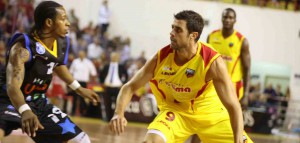 Il capitano Giuliano Maresca in azione 