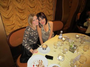 Isabella e Martina a tavola