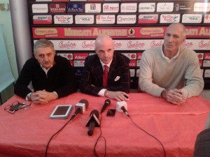 In conferenza stampa anche il general manager Antonello Riva