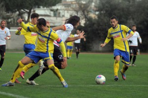 Corona prova a farsi largo (foto Paolo Furrer)
