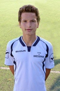L'attaccante dei Giovanissimi Regionali del Città di Messina Francesco Di Stefano