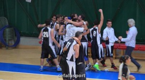 L'FP Sport festeggia la vittoria nella gara d'andata