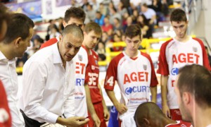 Esposito nel ruolo di coach dell'Aget Imola