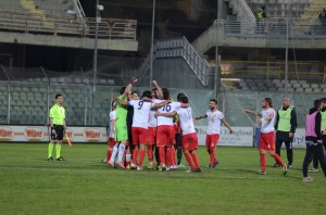 Il Messina esulta a Foggia (foto Cuteri)