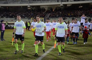 L'ingresso in campo allo "Zaccheria" (foto Cuteri)