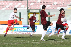 Bucolo sfodera il tiro dell'1-0 (foto Luca Maricchiolo)