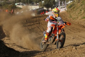 Tony Cairoli in azione sulla terra di Sicilia (foto Carmelo Lenzo)