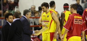 Marco Calvani da indicazioni a Demian Filloy