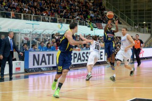 Assist di Collins per Ganeto