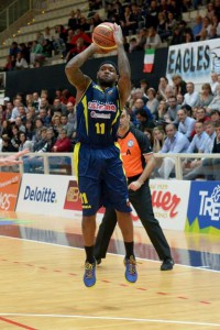 Andre Collins, 19 punti col 50% da tre e 22 di valutazione