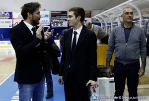Il DS Giuseppe Sindoni insieme a Gianmarco Pozzecco