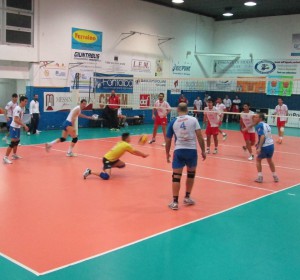 Una fase del precedente match tra Ottica Sottile e Pallavolo Messina (foto Maddalena Galeano)