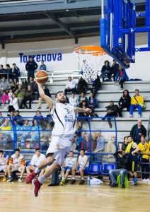 Giuseppe Barbera (Milazzo) ha vinto la gara delle schiacciate (foto Lombardo)