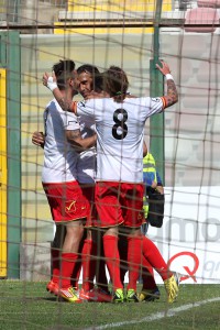 L'esultanza per il gol di Costa Ferreira