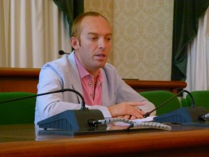 Il Sindaco di Patti Mauro Aquino