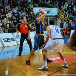 Il capitano Matteo Soragna è stato espulso nella ripresa