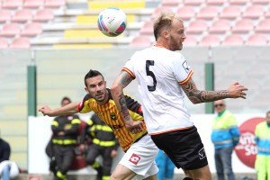 De Bode, qui impegnato nella marcatura di Pietribiasi (Bassano), è legato ai giallorossi fino al giugno 2015