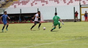 Costa Ferreira dribbla il portiere