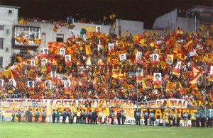 La curva Sud del Celeste celebra la promozione in A