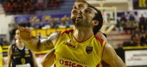Un primo piano di Tommaso Fantoni