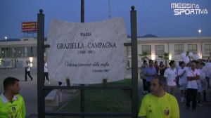 La targa con cui è stata intitolata a Graziella Campagna la piazza di Villafranca Tirrena