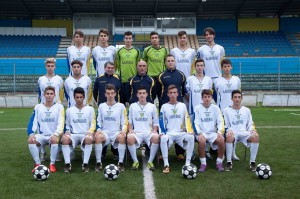 Gli Allievi della Carrarese in posa per la foto ufficiale