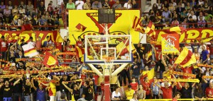I tifosi di Barcellona vogliono contribuire a costruire il futuro della società