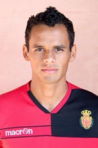 Un primo piano dell'esterno destro offensivo Gustavo Andrès Pàez Martinez